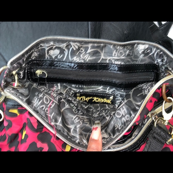 BETSEY JOHNSON PINK CHEETAH PRINT SHOULDER BAG - Picture 2 of 4